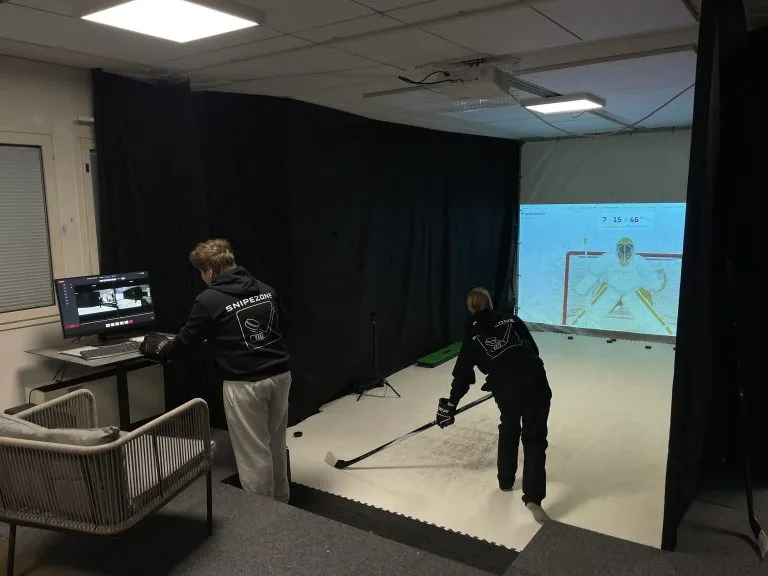 Players training at SnipeZone