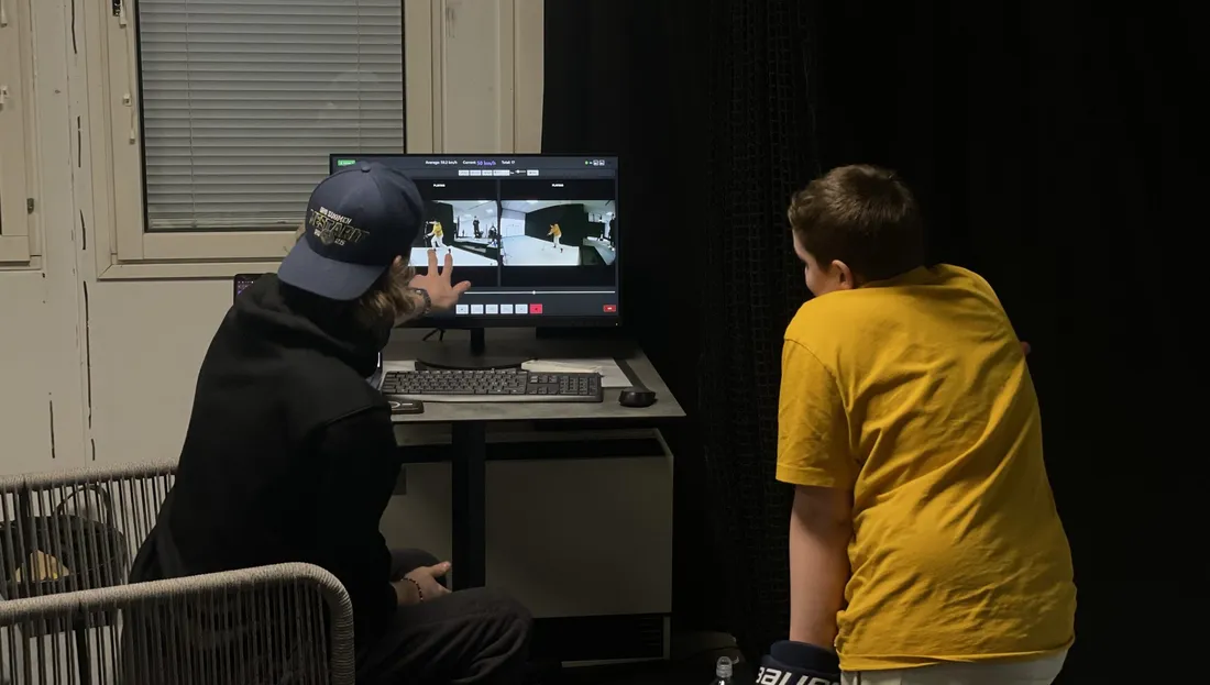 A SnipeZone shooting session in progress